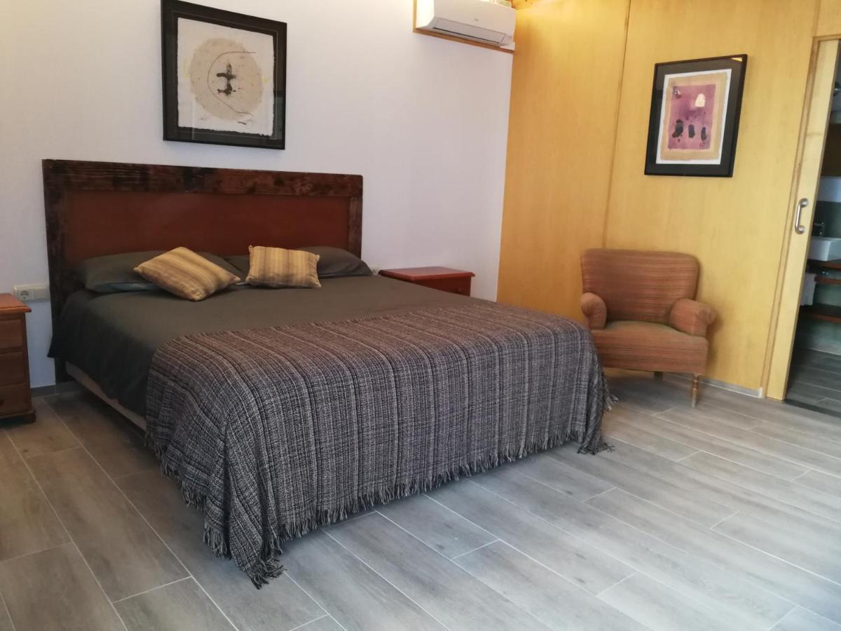 Hotel Rural Cal Ruget Vilobi Del Penedes Ngoại thất bức ảnh