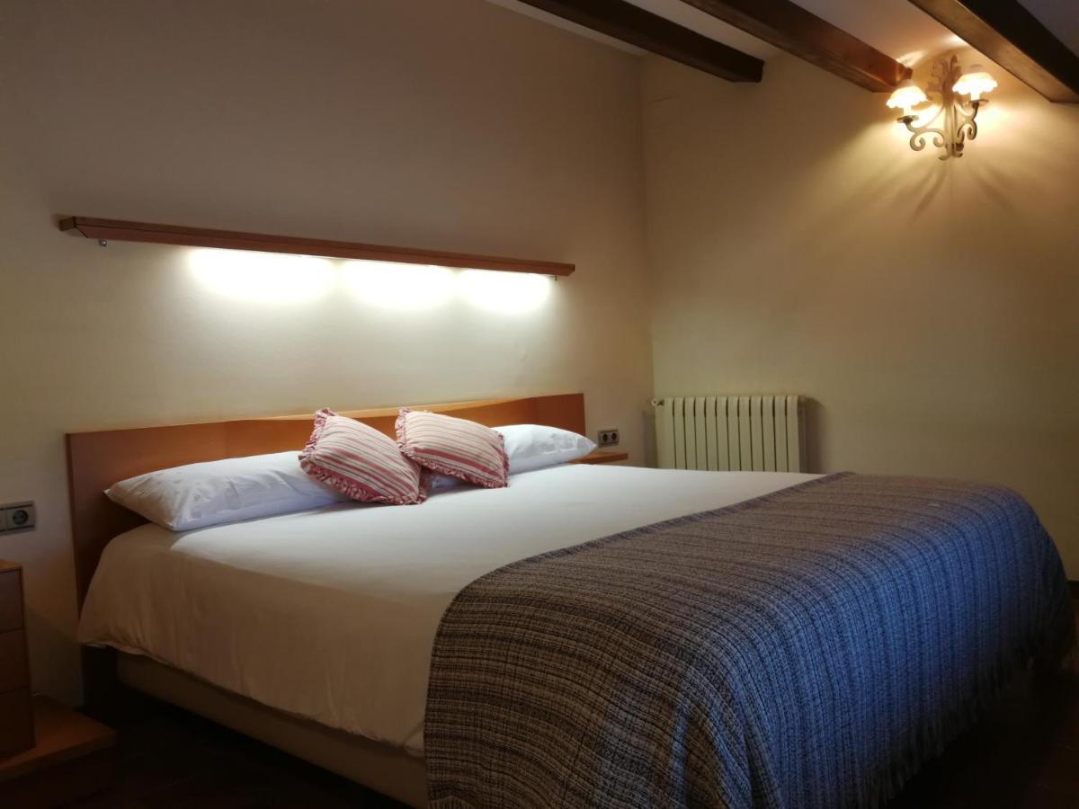 Hotel Rural Cal Ruget Vilobi Del Penedes Ngoại thất bức ảnh